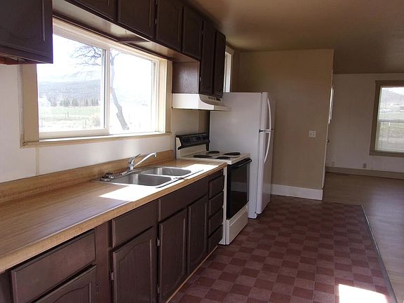 4th image of 2037 County Road 321