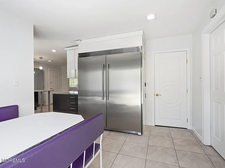 970 Van Court Ave — Photo 18