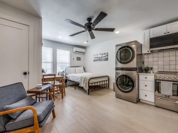 521 Texas St APT 2, Denton, TX 76209