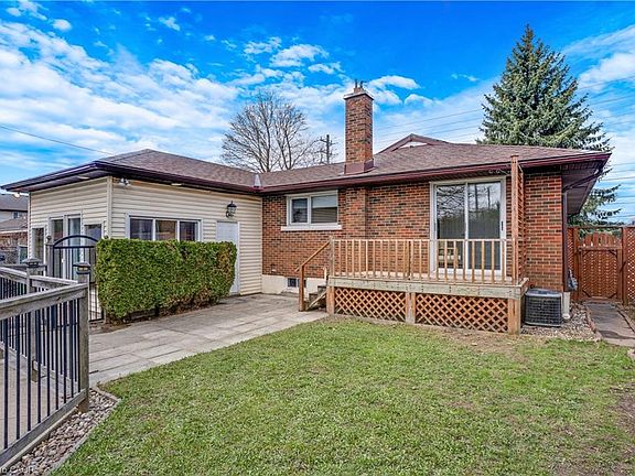 5th image of 335 Speedvale Ave E