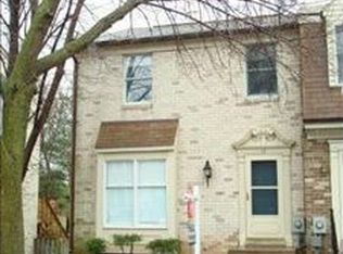 12 Livingstone Ter, Frederick, MD 21702