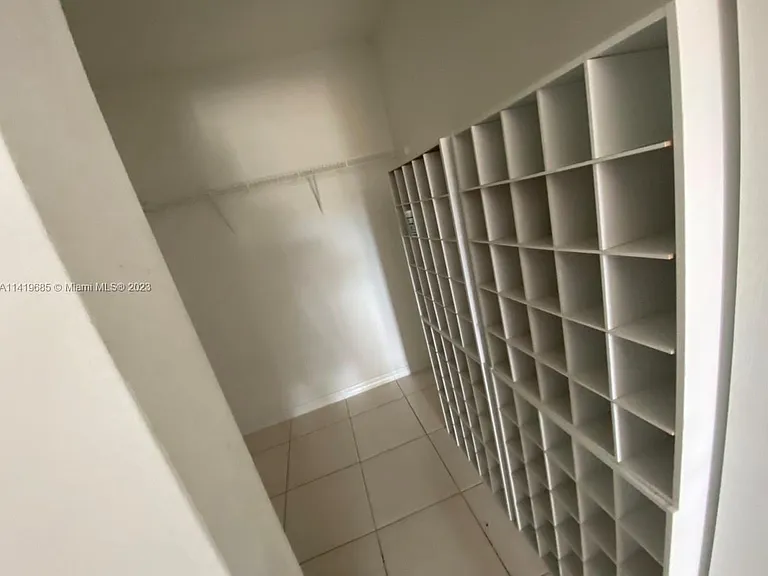 5841 SW 162nd Ct — Photo 9