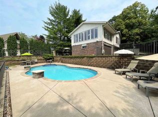 9830 Fantail Pl, Roscoe, IL 61073