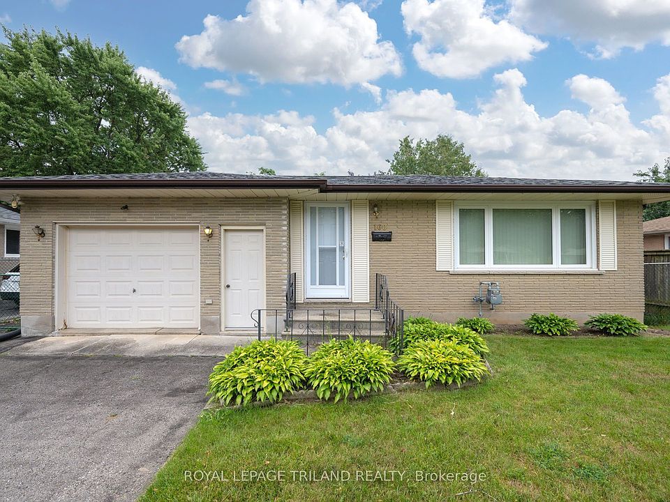 1st image of 160 Wellesley Cres