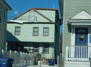 115 1/2 Sycamore St, New Bedford, MA 02740