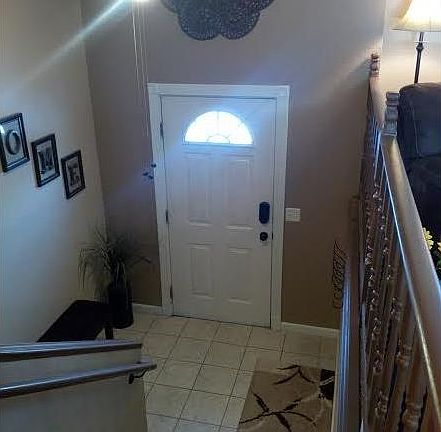 3rd image of 108 Stillwater Ln