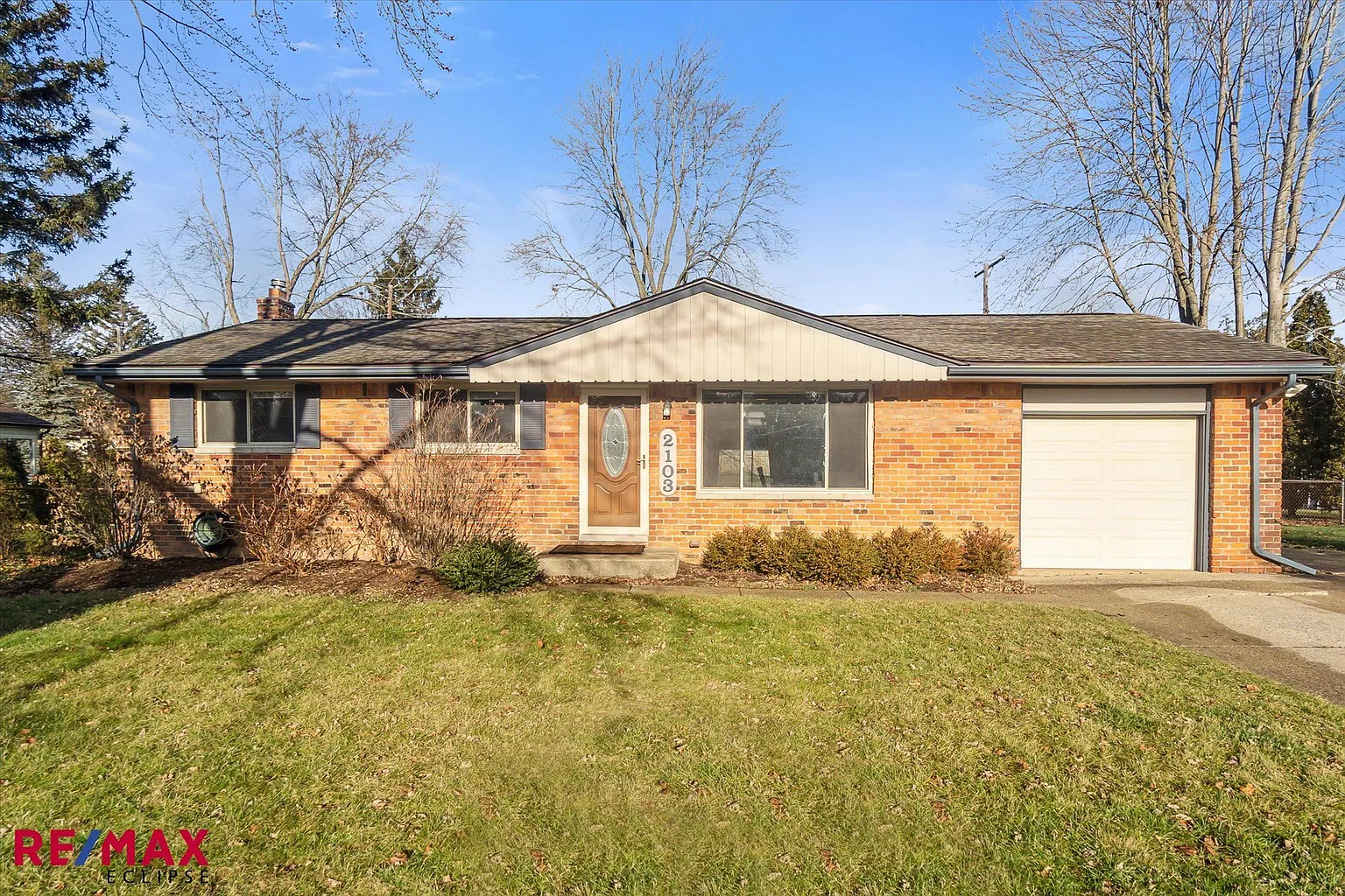 2103 Metzner Rd photo 1