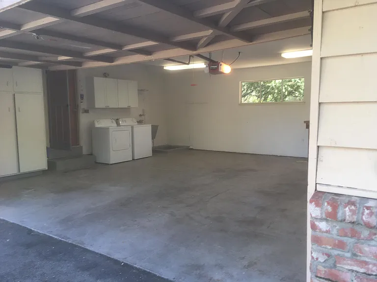 8045 S Lake Cir — Photo 16