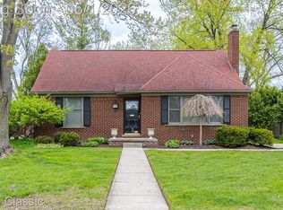 16950 Locherbie Ave, Beverly Hills, MI 48025