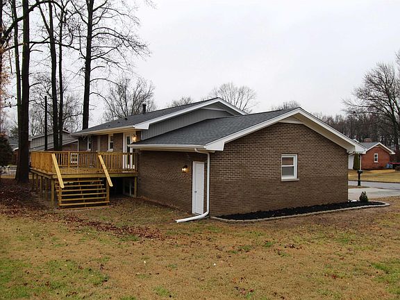 2nd image of 2229 Venetian Dr