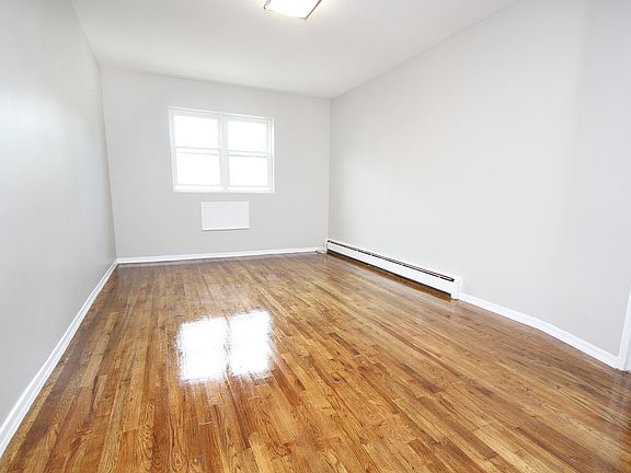 4th image of 28-05 Newtown Ave #2