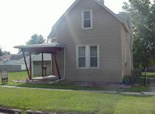 1328 Avenue C, Fort Madison, IA 52627