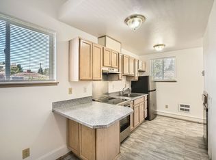 1031 SW 122nd St APT C, Seattle, WA 98146