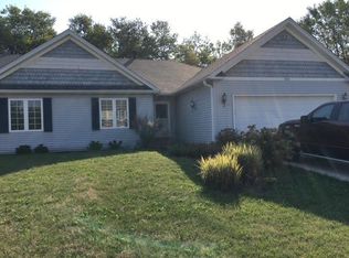 1534 Walsh Dr, Yorkville, IL 60560