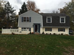 101 Rose Ln, North Wales, PA 19454