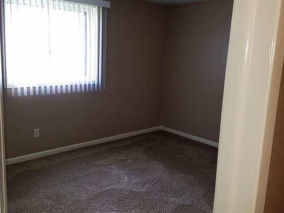 4th image of 4040 S 27th St #C13