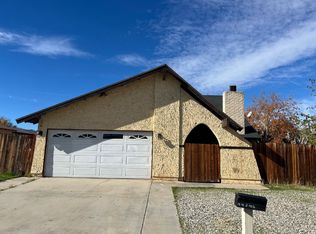 44745 Christie Ave, Lancaster, CA 93535