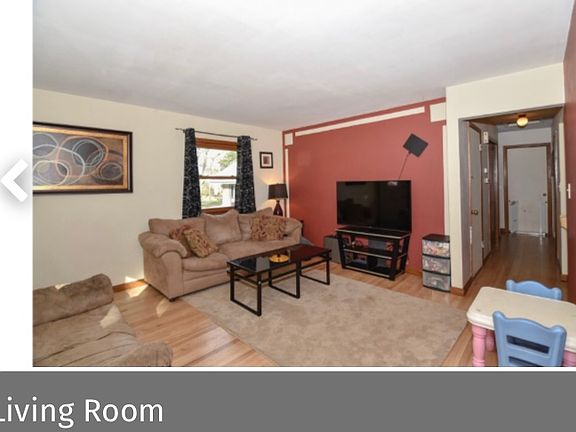 3rd image of 4034 S Caulfield Ave