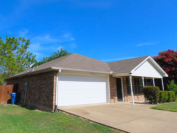 2nd image of 1116 Woodlands Park Dr