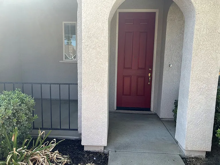 8321 Lewis Ave — Photo 4