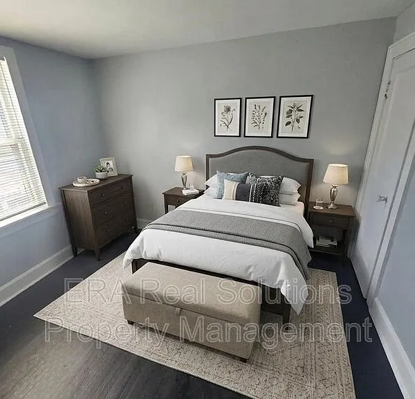 1557 N N Brks — Photo 5