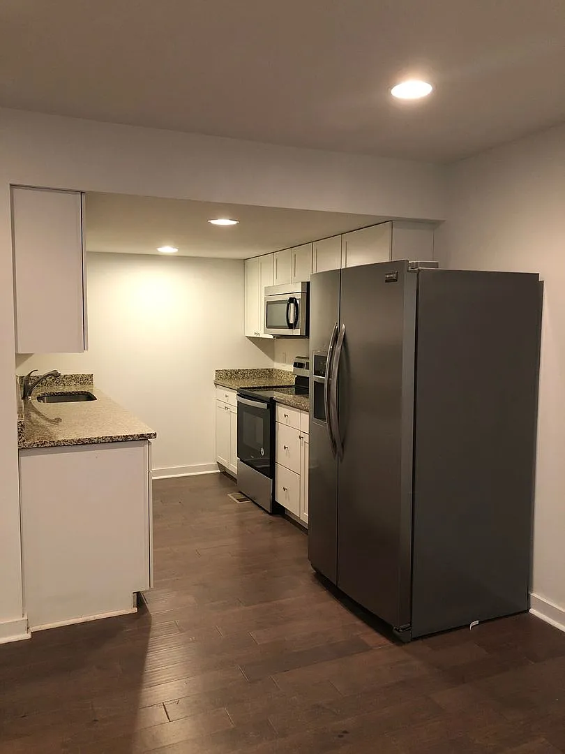 155 Woodstone Drive - Pre-Leasing August 2027 — Photo 3