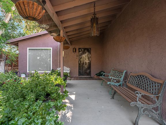 3rd image of 66255 Avenida Dorado