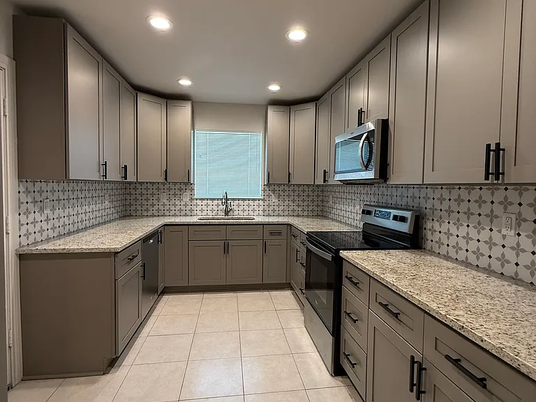 231 Gazel Dr — Photo 10