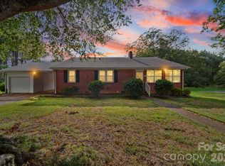 311 Old State Highway 277 Loop Rd, Dallas, NC 28034