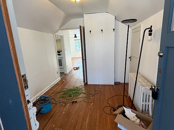 4th image of 234 5th Ave N #2