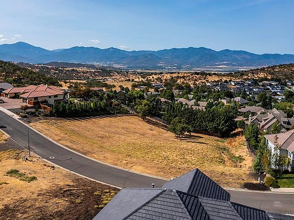 2nd image of 5651 Autumn Park Dr