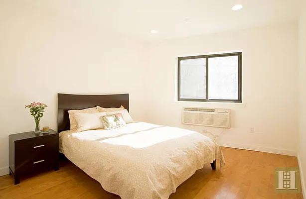 Rented by Halstead Real Estate | media 34