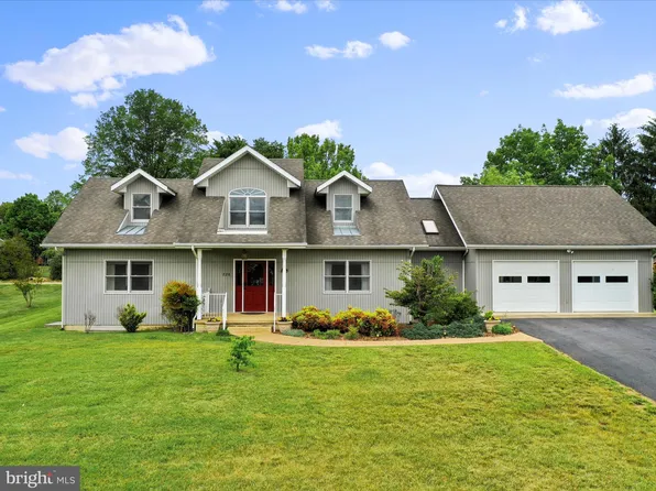 720 Jackson St, Woodstock, VA 22664