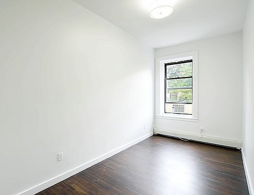 5th image of 210 W 138th St APT 2