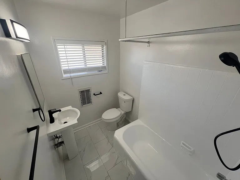 The Montville — Photo 14