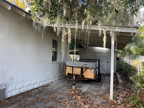 Carport