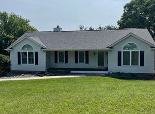 39 Valleyview Cir, Roanoke, VA 24019