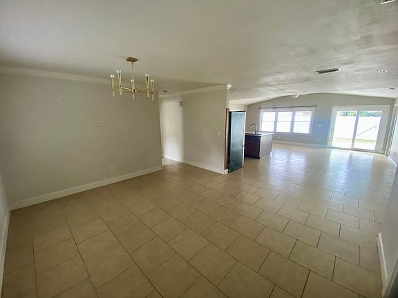 5th image of 1211 Mellisa Dr