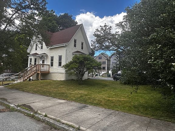 3rd image of 44 Jerome St