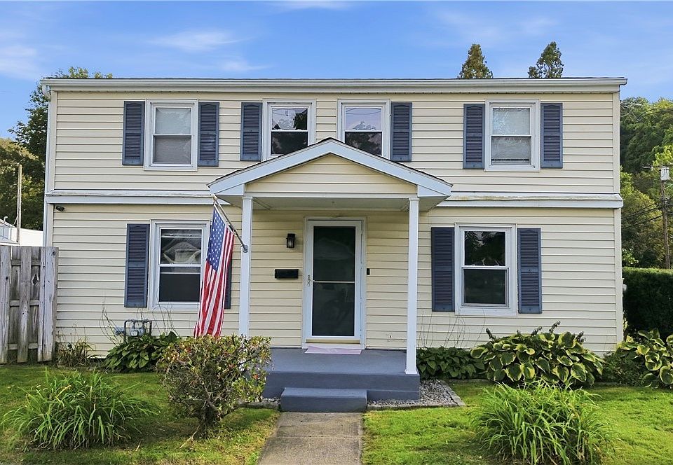 1st image of 2 Columbia Cir