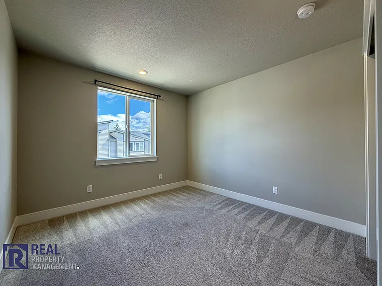 7365 SE Benedict St — Photo 13
