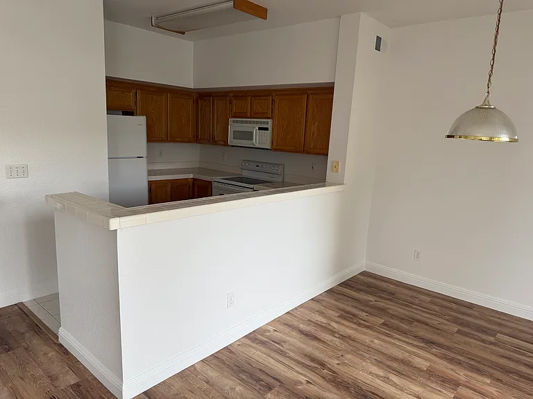 101 Beachcomber Dr E — Photo 11