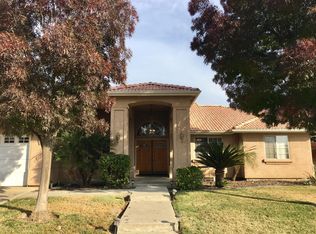 3155 Hickory Ct, Hanford, CA 93230