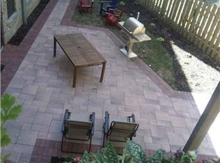 861 W Buena Ave APT 2W, Chicago, IL 60613