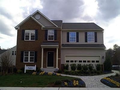 1st image of 1933 Daffodil Dr
