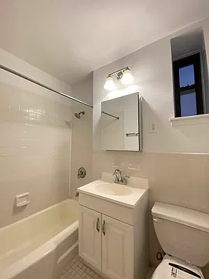 Rented by Bond New York | media 6