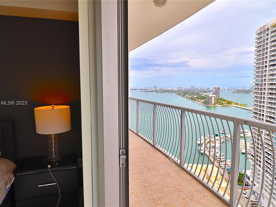1st image of 1750 N Bayshore Dr APT 2704