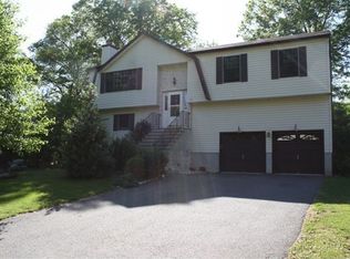 14 New St, Denville, NJ 07834