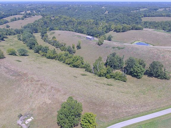 3rd image of 419 Bachelors Rest Rd
