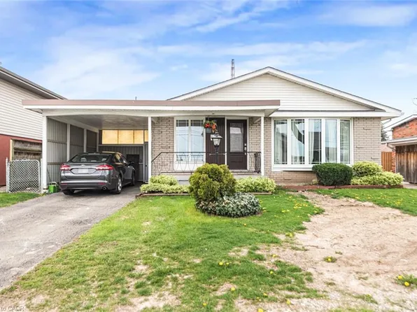 112 Nash Rd S, Hamilton, ON L8K 4J7